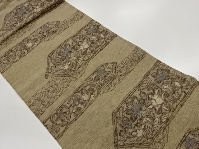 JAPANESE KIMONO / TSUMUGI HORIZONTAL STRIPES / FLORAL ARABESQUE PATTER